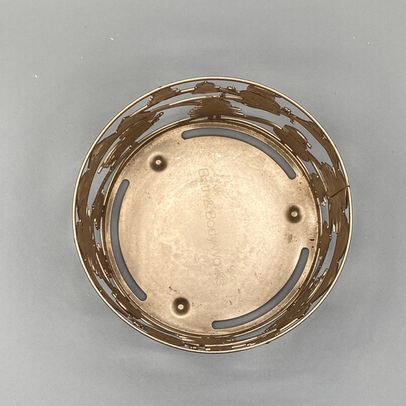 Bath & Body Works Fun And Colorful Frolicking Snowmen THREE WICK CANDLE Holder - Picture 4 of 8